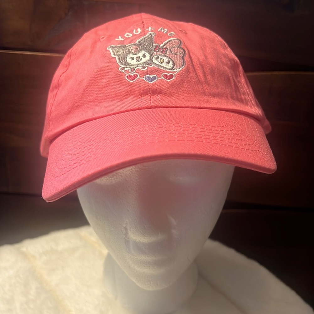 Hello kitty Valentine’s Day hat new